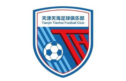这个过程中他们要不断地磨合剧本以及各种细节，一起沟通配合来完成每一场戏，就像打仗一样